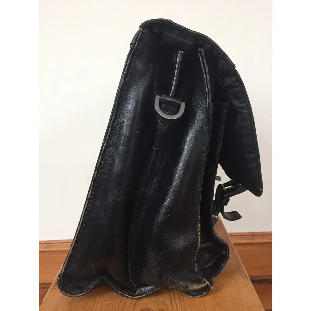 Kenneth Cole New York Black Leather Laptop Computer Messenger Doctors Case Bag